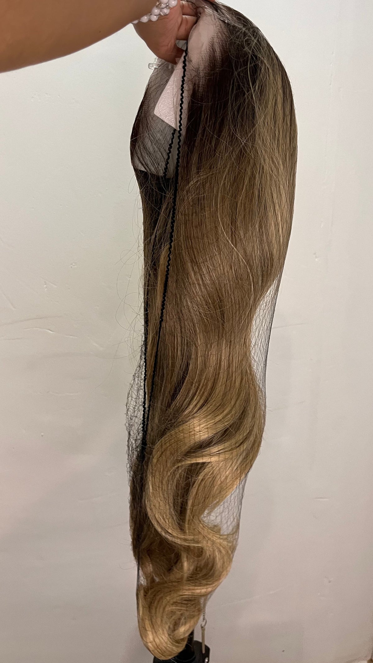 Blonde w/Brown Roots Body Wave Futura Curls