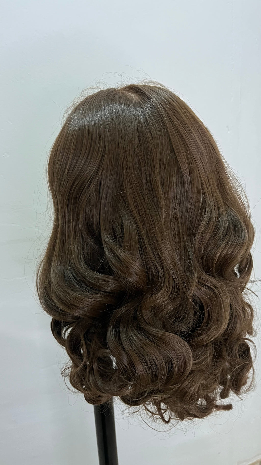 Dark Brown Bouncy Bob Futura Curls
